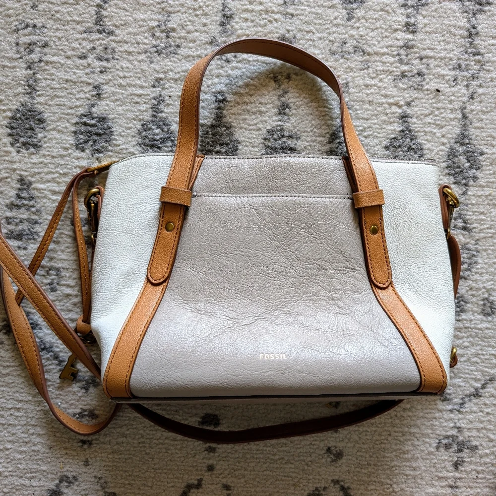 Fossil Leather Cross-Body Bag - Picture 1 of 7